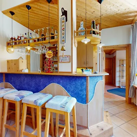 Tirol 公寓式酒店 3*