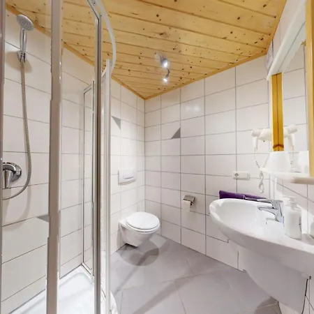 Tirol Aparthotel 3*